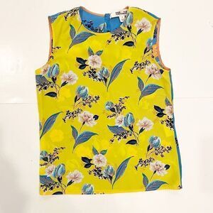 Diane Von Fustenberg 100% Silk Top Tunic  floral size small
